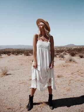 Spell Peaches Slip Dress SZ M NWT